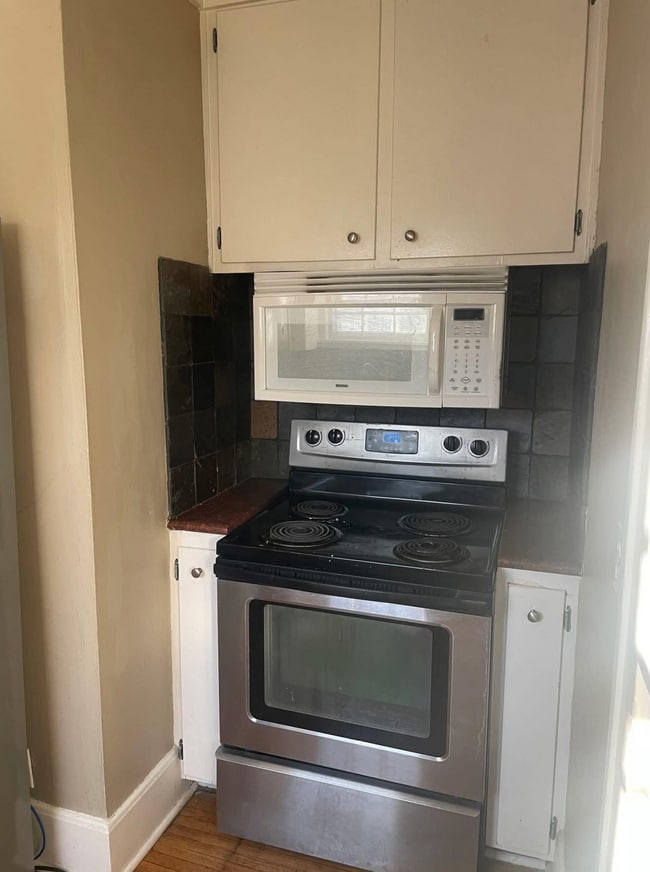 Photo - 619 E Stanford St