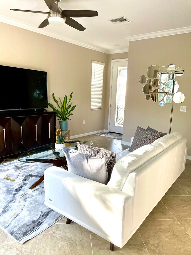 Photo - 1164 Santorini Pl