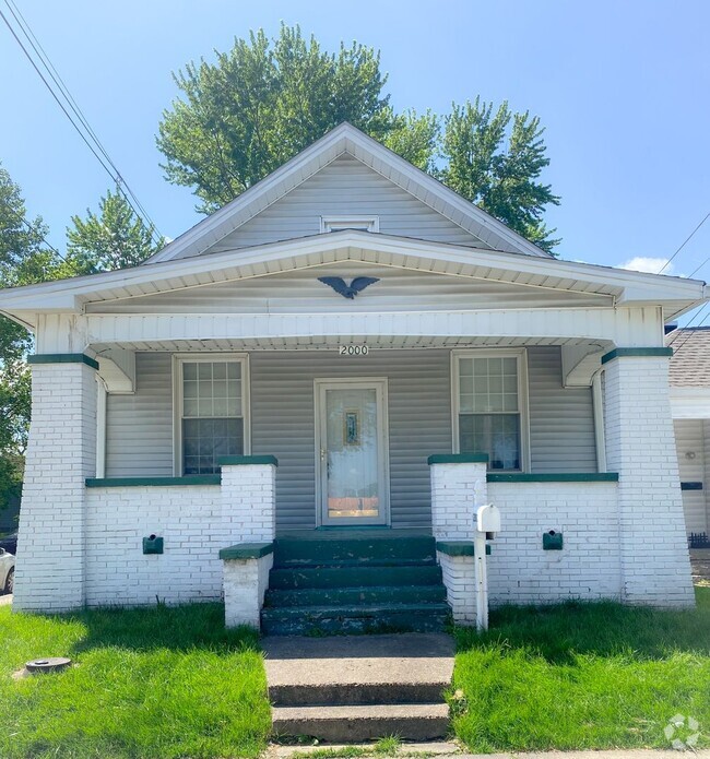 Building Photo - Beautiful 3 Bedroom House For Rent