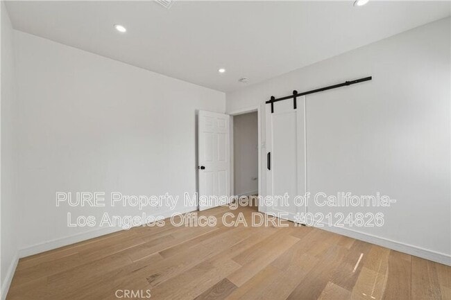 Photo - 2912 Covina St