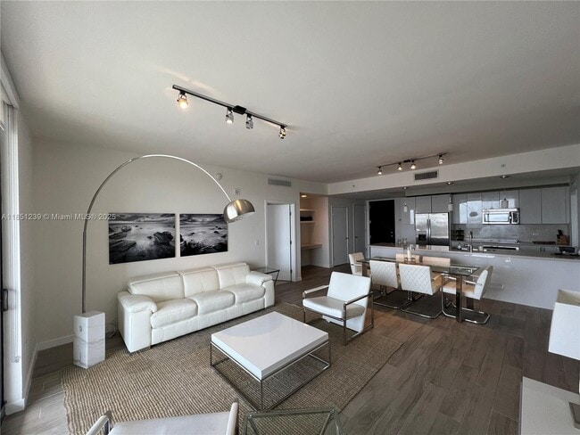 Photo - 999 SW 1st Ave Unidad 2905