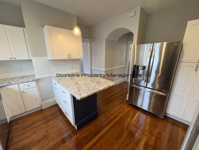 Photo - 108-110 Narragansett Street Unit 110