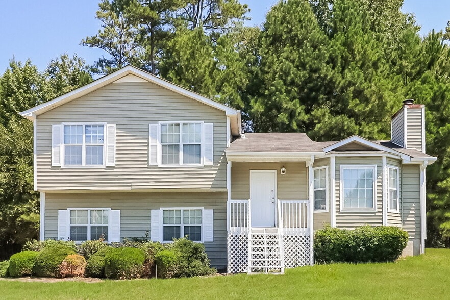 5987 Graywood Cir SE