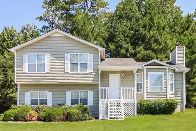 Building Photo - 5987 Graywood Cir SE