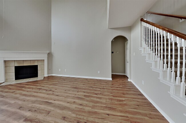 Photo - 6714 Village Bridge Dr