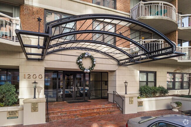 Photo - Braddock Place