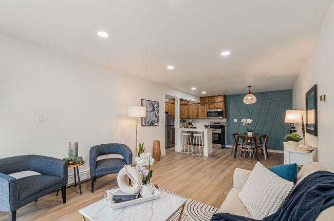 Photo - 620 Mathews St Unidad 104