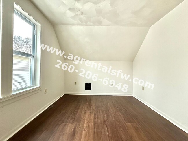 Photo - 2639 Indiana Ave Unit 1/2