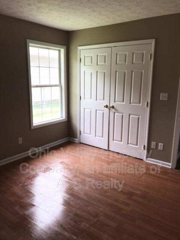 Photo - 7099 Columbia Ave