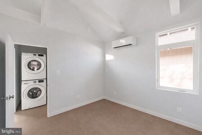 Photo - 1209 Gallatin St NW