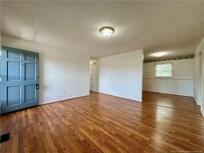 Photo - 703 Odell Rd