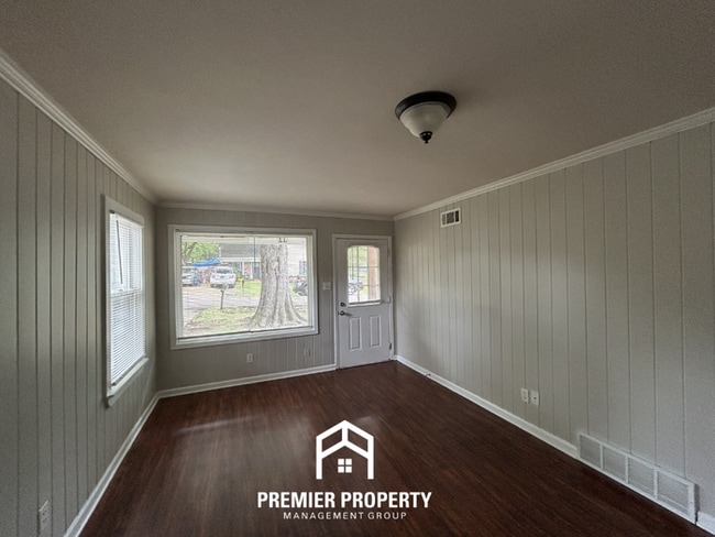 Photo - Charming 3BR Collierville Cottage | Hardwood Floors & Massive Fenced Yard