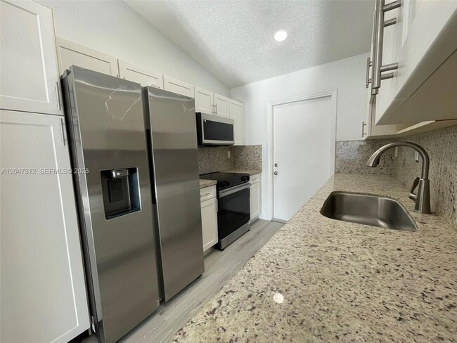 Photo - 18254 SW 143rd Pl