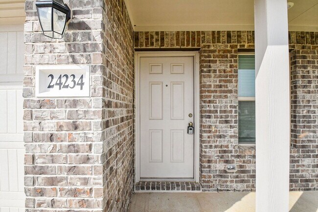 Photo - 24234 High Country Dr