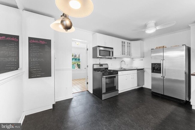 Photo - 10628 S Dunmoor Dr