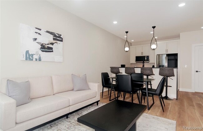 Photo - 1174 Smart Town Dr