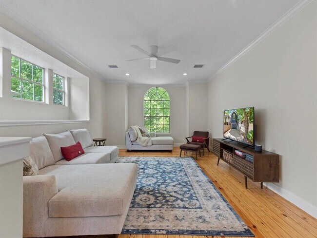 Photo - 1409 Blair St Casa