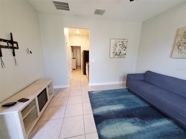 Photo - 160 Taft Dr Unit B