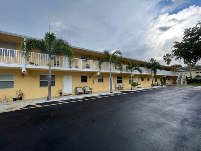 Photo - 2640 Ivy Apartments LLC