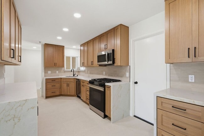 Photo - Flexible 5-Bedroom Home with BRAND NEW Designer Upgrades