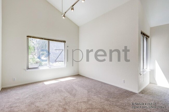 Photo - 1936 Lake View Pl