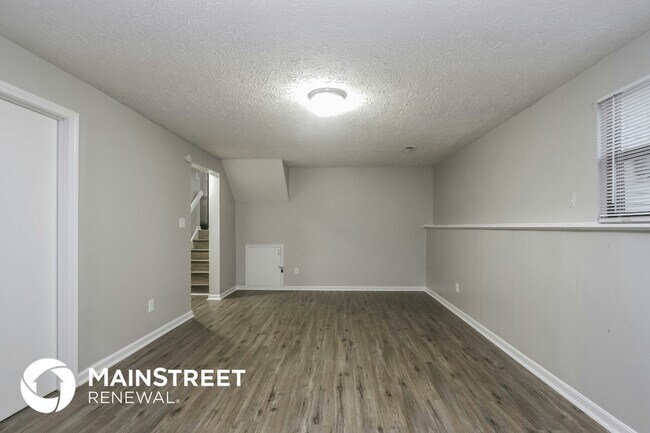 Photo - 4212 Clayburn Dr