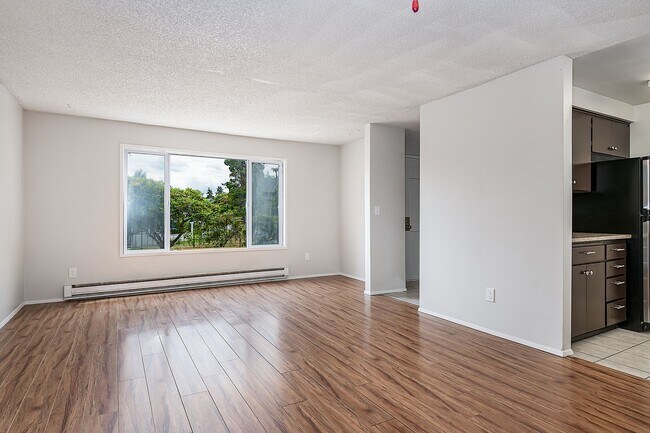 Photo - Sunrise Apartments