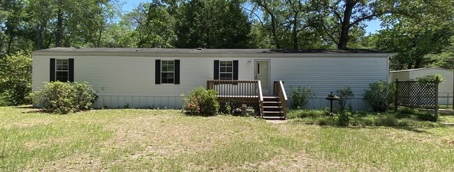 Photo - 2894 Lake Upchurch Dr
