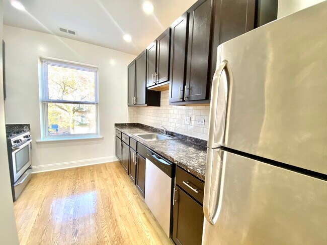 Photo - 1010 W Sunnyside Ave Unidad 1010-3