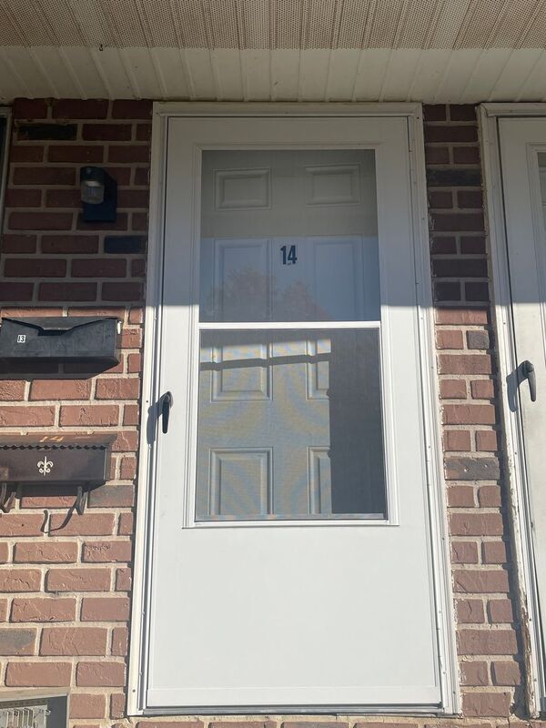 Photo - 1406 Magnolia W