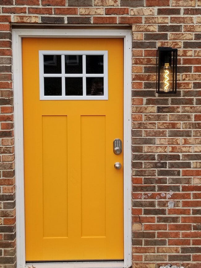 298 E Jere Whitson Rd Unit The Millennial Suite Furnished Rental