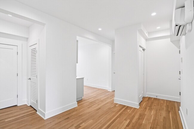 16a Forest St. Unit 33