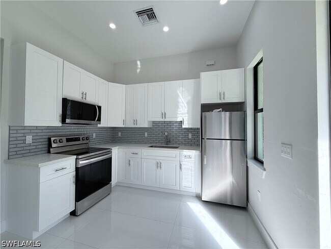Photo - 4681 18th Ave SE