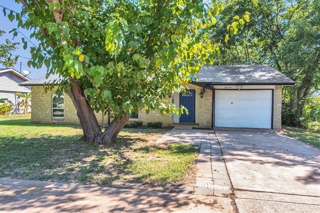 Building Photo - 1314 La Fiesta Dr