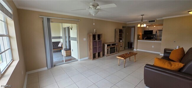 Photo - 3419 Winkler Ave