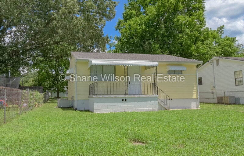 Photo - 804 Henderson Avenue