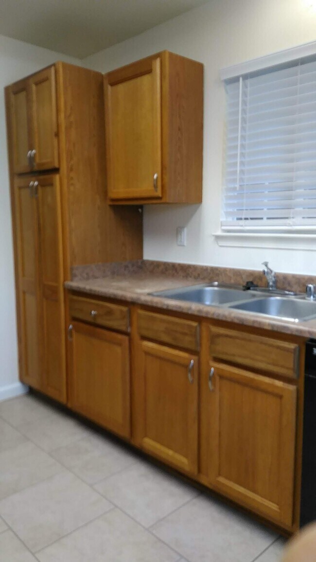 Photo - 2146 Blossom Ave