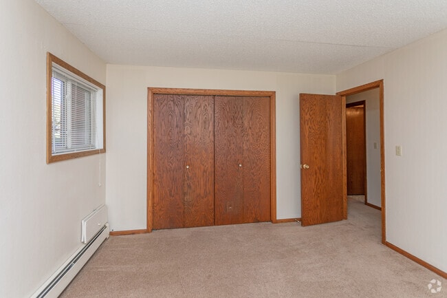 2HAB, 1BA - 990 ft²