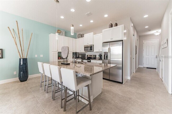 490 Captiva Dr