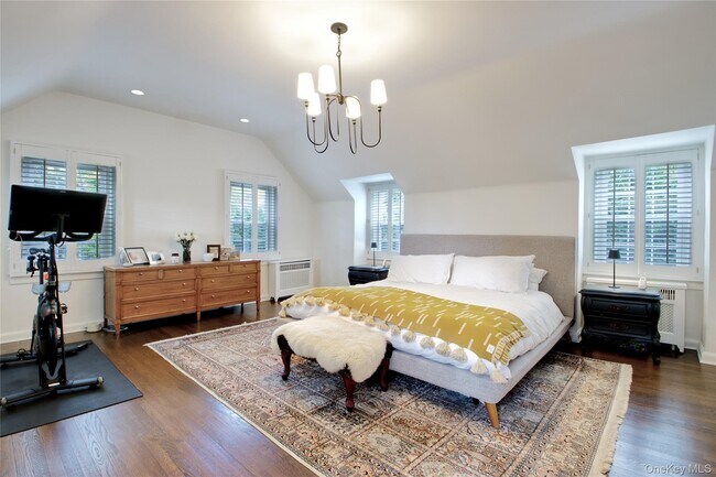 Photo - 60 Thayer Rd