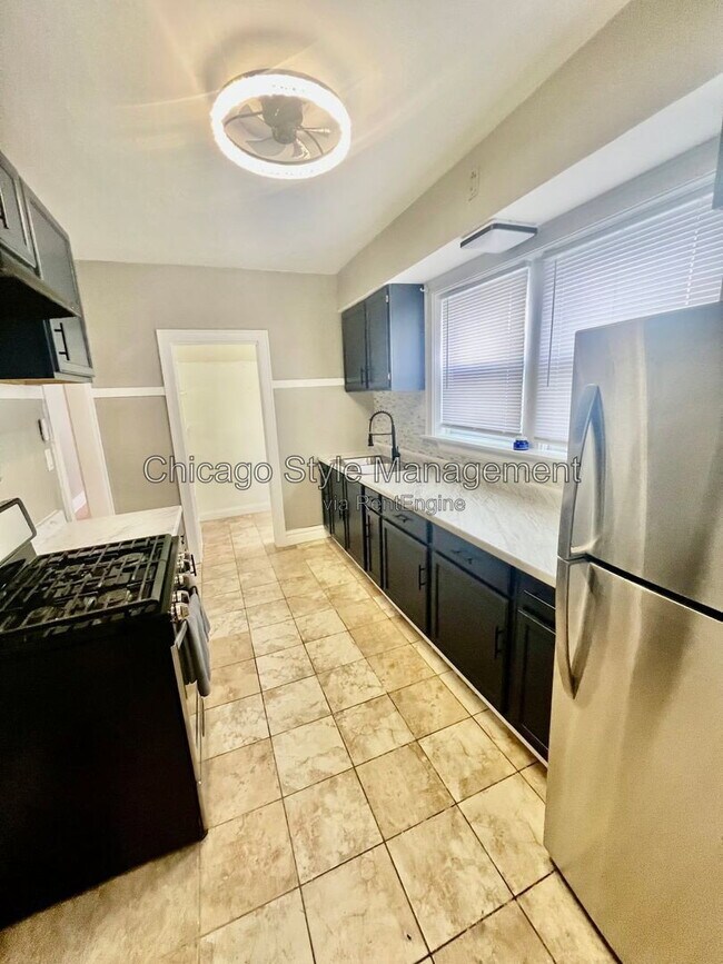 Photo - 7721 S Hermitage Ave Unit Fl.3