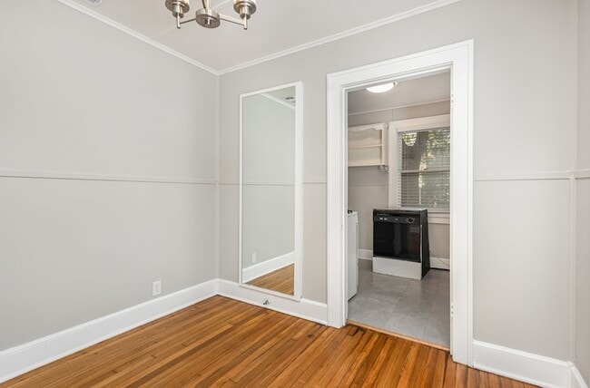 Photo - 2112 McMillan Ave Unit A