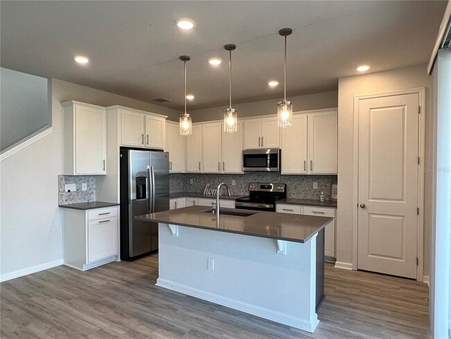 Photo - 1024 Griffon Ave