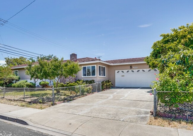 Building Photo - FOR RENT – Beautifully Updated 4 Bed / 3 Bath Home in Prime Santa Clara Location (NVIDIA)