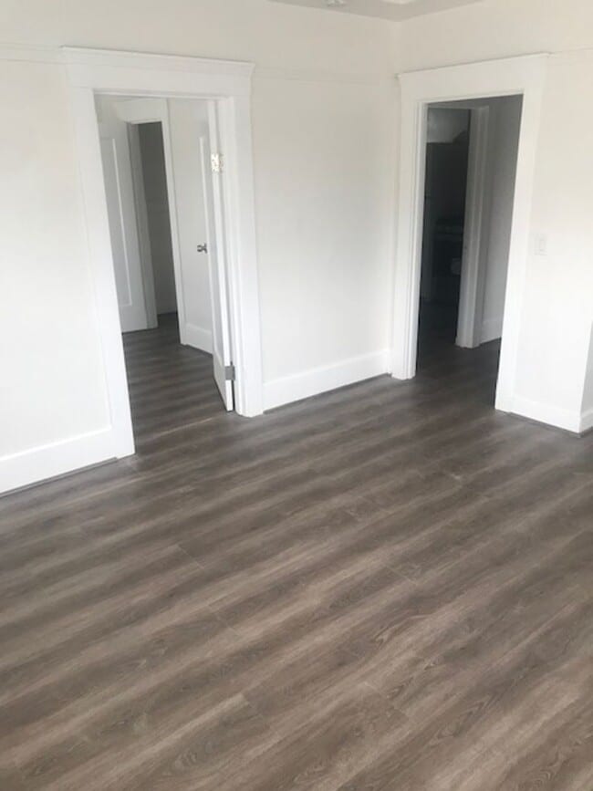 Photo - 3946 Shafter Ave Unit 3946-4
