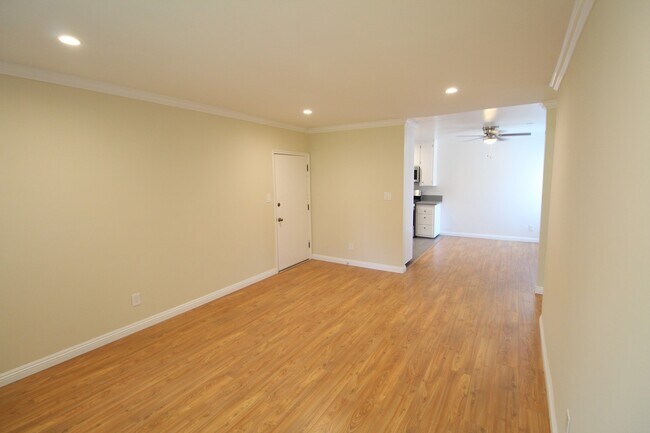Photo - Edgewood Village