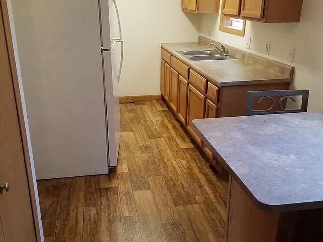 Photo - 4609 State St Unit 16