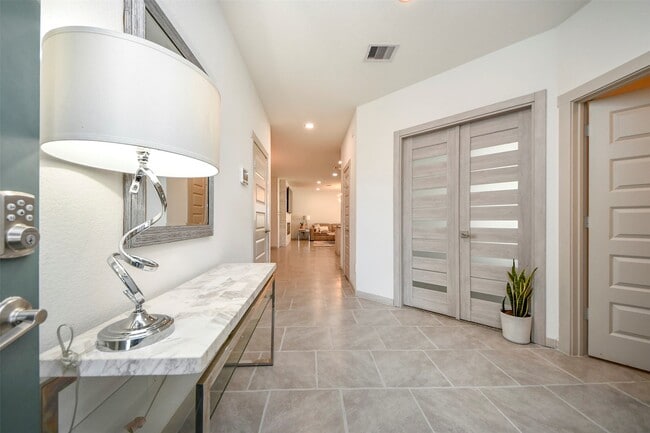 Photo - 28938 Yukon River Ct