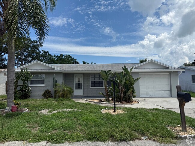 Building Photo - Available Now! Beautiful Single Family Por... Rental