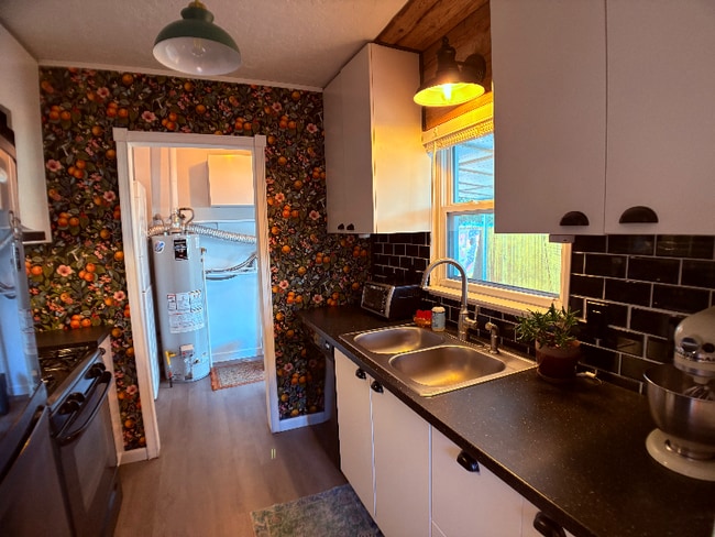 Photo - 1735 Yosemite St